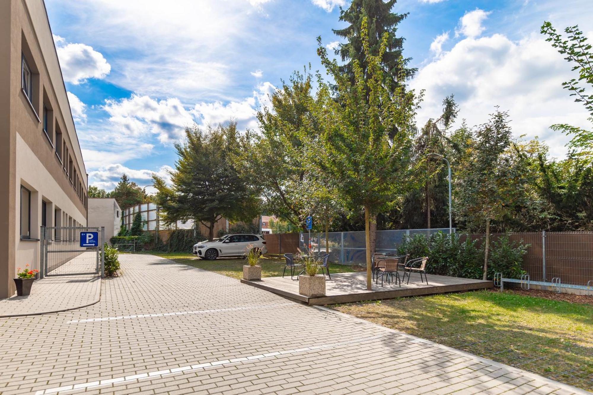 Sport Hotel Centrum Валашске-Мезиржичи Экстерьер фото